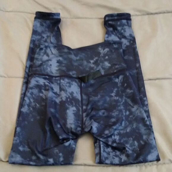 PELOTON Melody Purple Blue High Waist Reversible Workout Leggings Small NWT - Picture 11 of 16